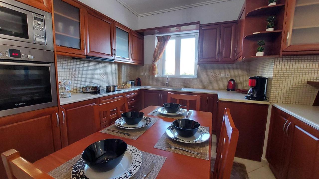 Makarios Apartment Near Athens Aiport สปาตา ภายนอก รูปภาพ