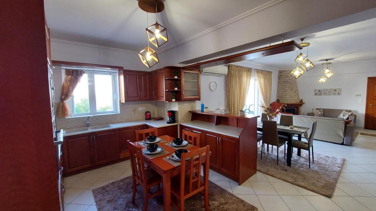 Makarios Apartment Near Athens Aiport สปาตา ภายนอก รูปภาพ