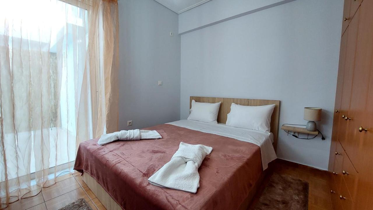Makarios Apartment Near Athens Aiport สปาตา ภายนอก รูปภาพ