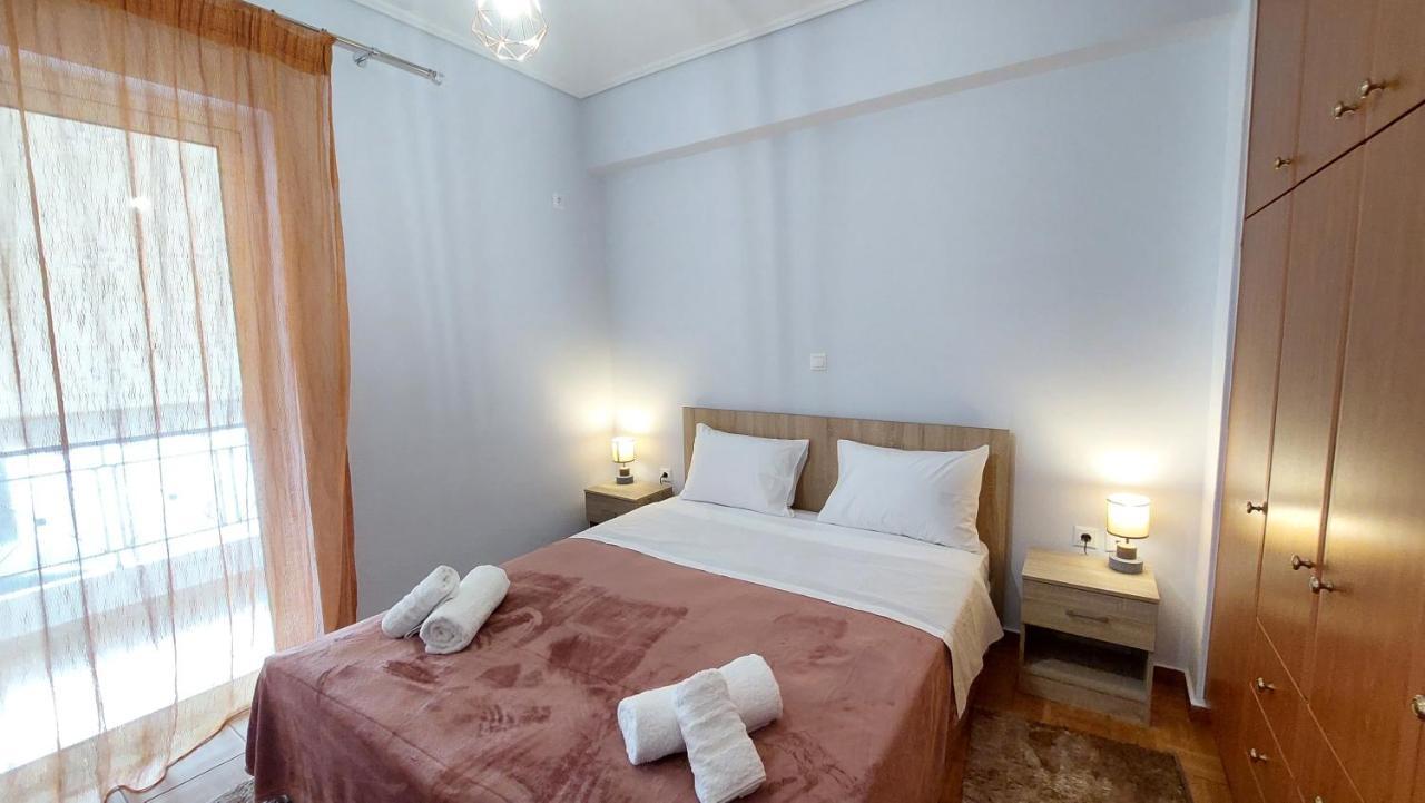 Makarios Apartment Near Athens Aiport สปาตา ภายนอก รูปภาพ