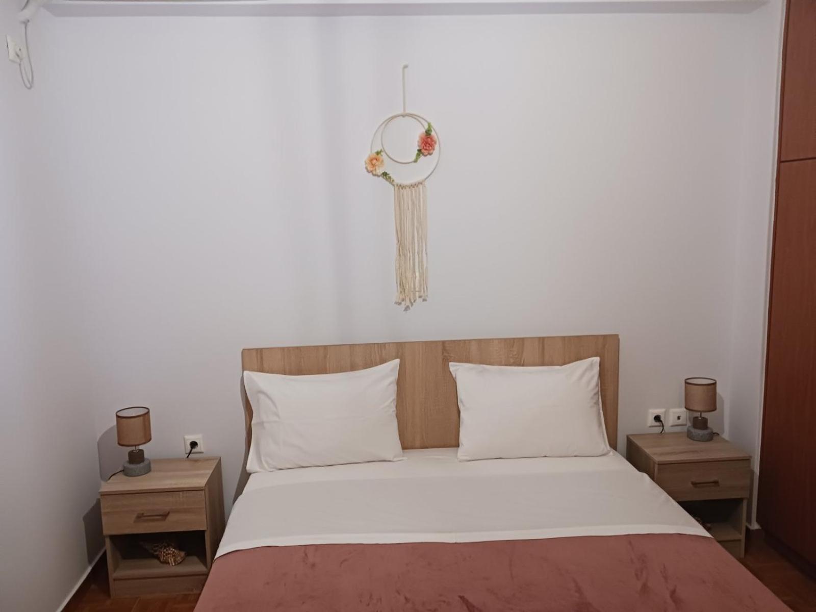 Makarios Apartment Near Athens Aiport สปาตา ภายนอก รูปภาพ
